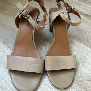 Lucky brand heeled sandals